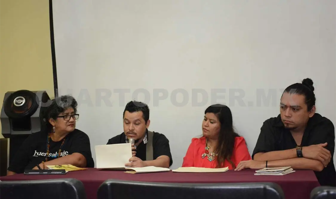 Tarde de poemas en el museo de la Marimba