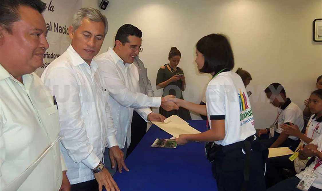 Reconocen a niños en Olimpiada del Conocimiento Infantil 2016