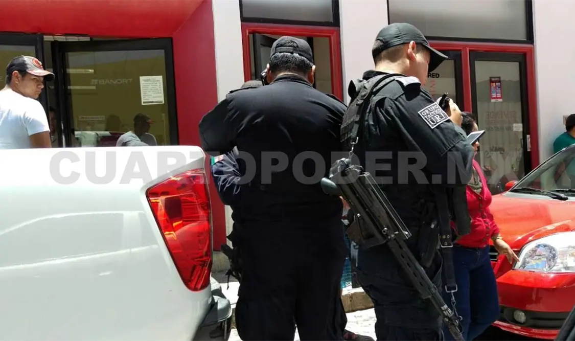Mujeres asaltan a campesina y escapan con 158 mil pesos