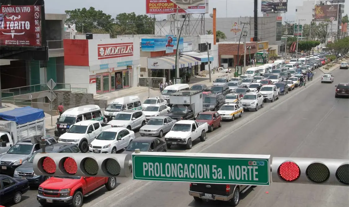 Circulan aproximadamente 140 mil vehículos en Tuxtla