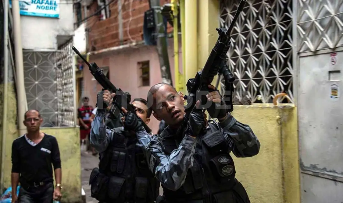 Ataque a policías enturbia Olímpicos