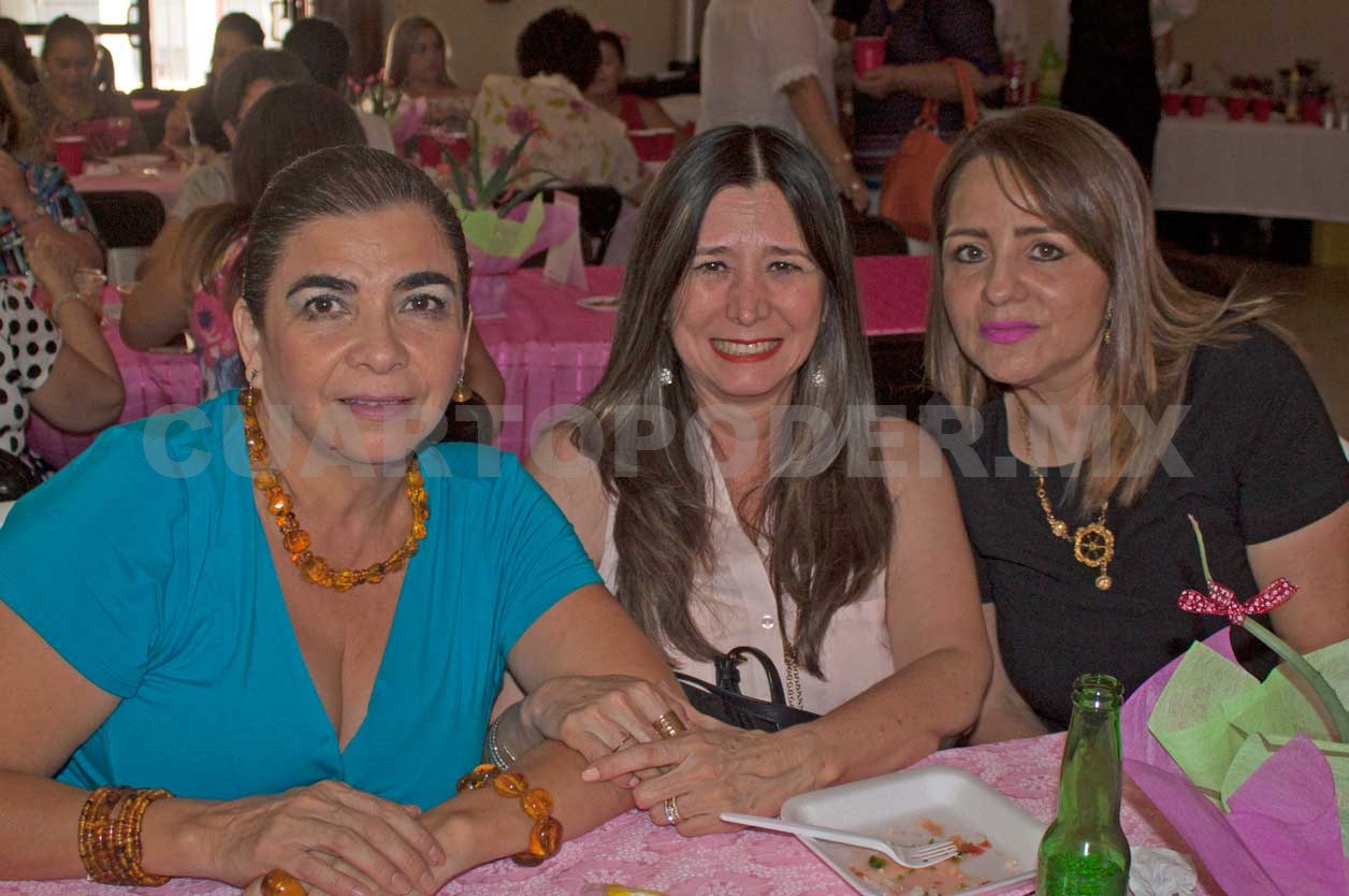 Damas con corazón altruista