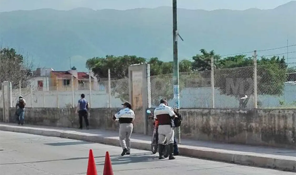 Verifican que motos cumplan con reglamento