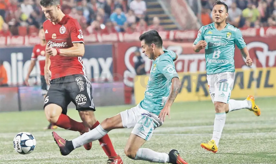 Xolos derrota 2-0 a León