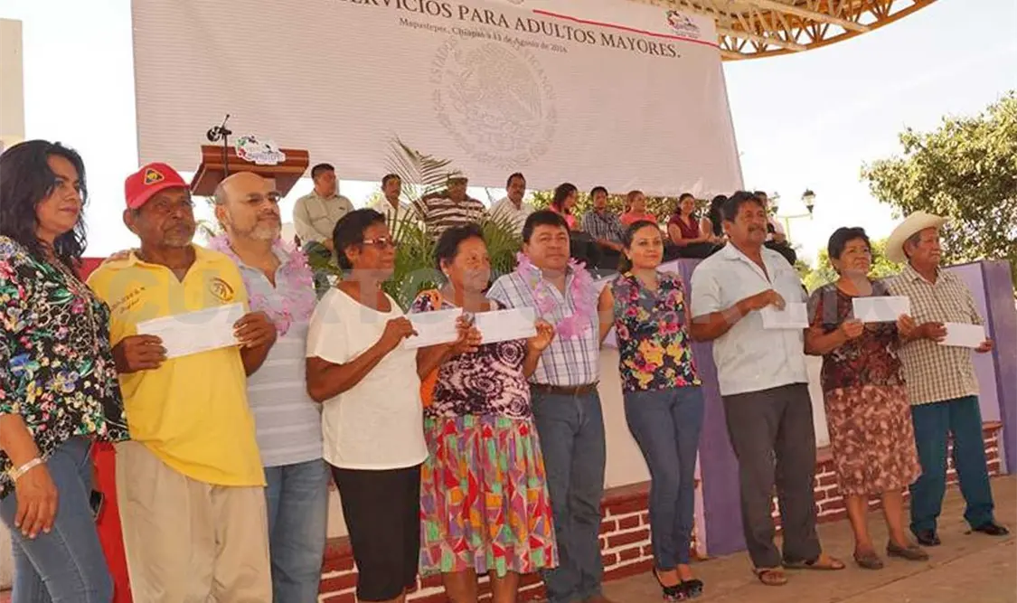 Participaron más de 700 adultos mayores. Noel Vázquez / CP