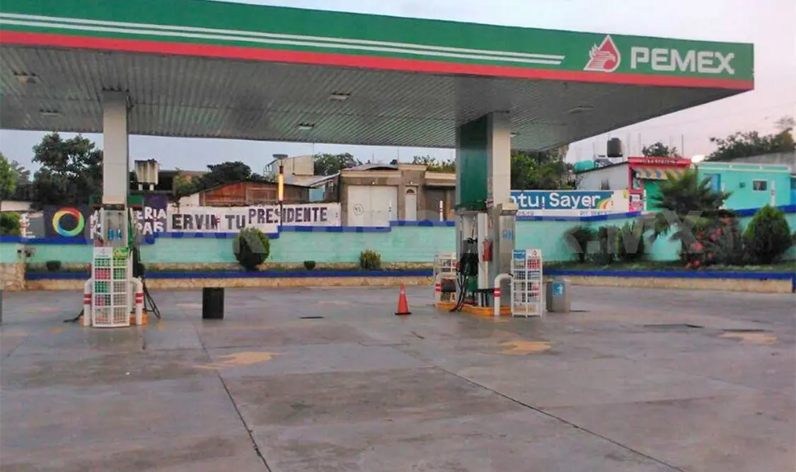 Con más de 350 mil pesos huyeron asaltantes de una gasolinera en La Trinitaria. Flor Cordero / CP