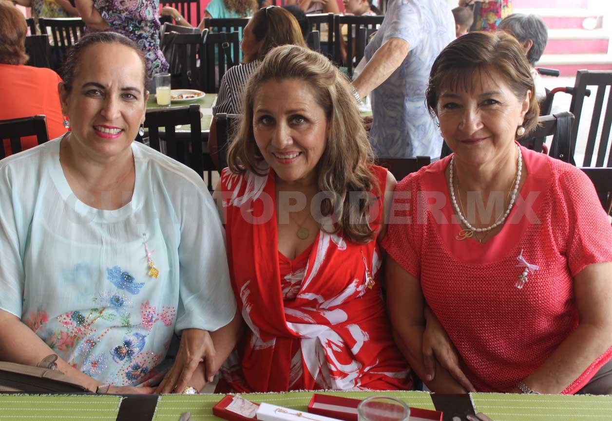 Aracely en espera de Camila