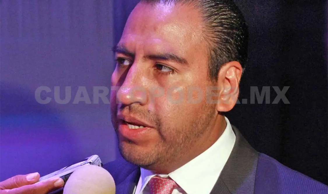 Eduardo Ramírez.