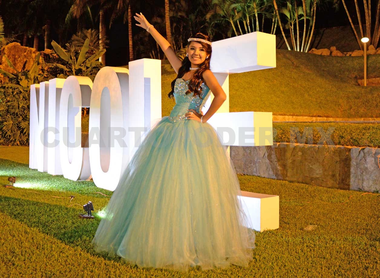 Una noche especial para Nicole