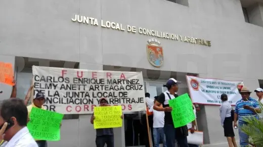 Carlos Enrique Martínez Vázquez está jugando un papel muy importante pero solo para favorecer el lado patronal y no del trabajador
