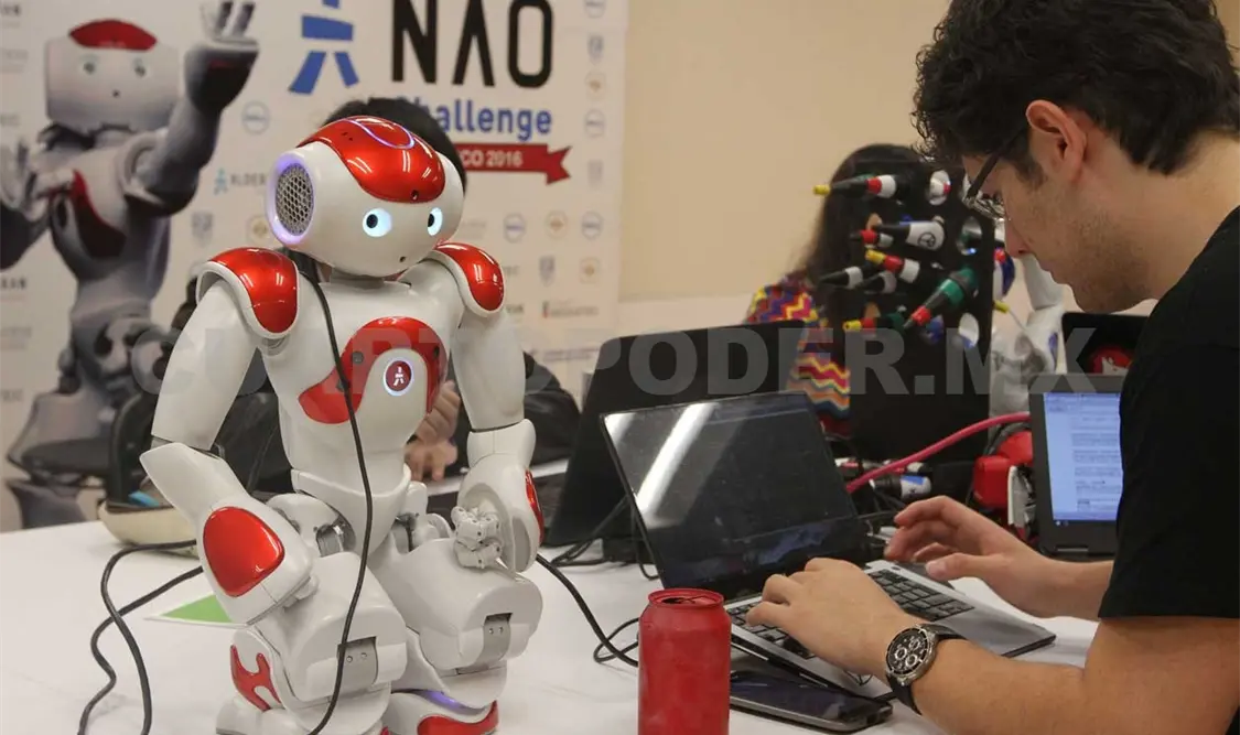 Inicia evento de robótica