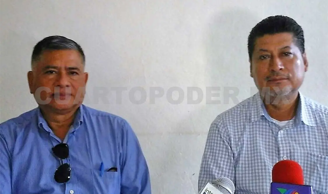 Representantes indicaron que harán una cruzada para evitar que con las reformas a los artículos 24 y 4 se afecte la libertad de creencias. Ramón García / CP