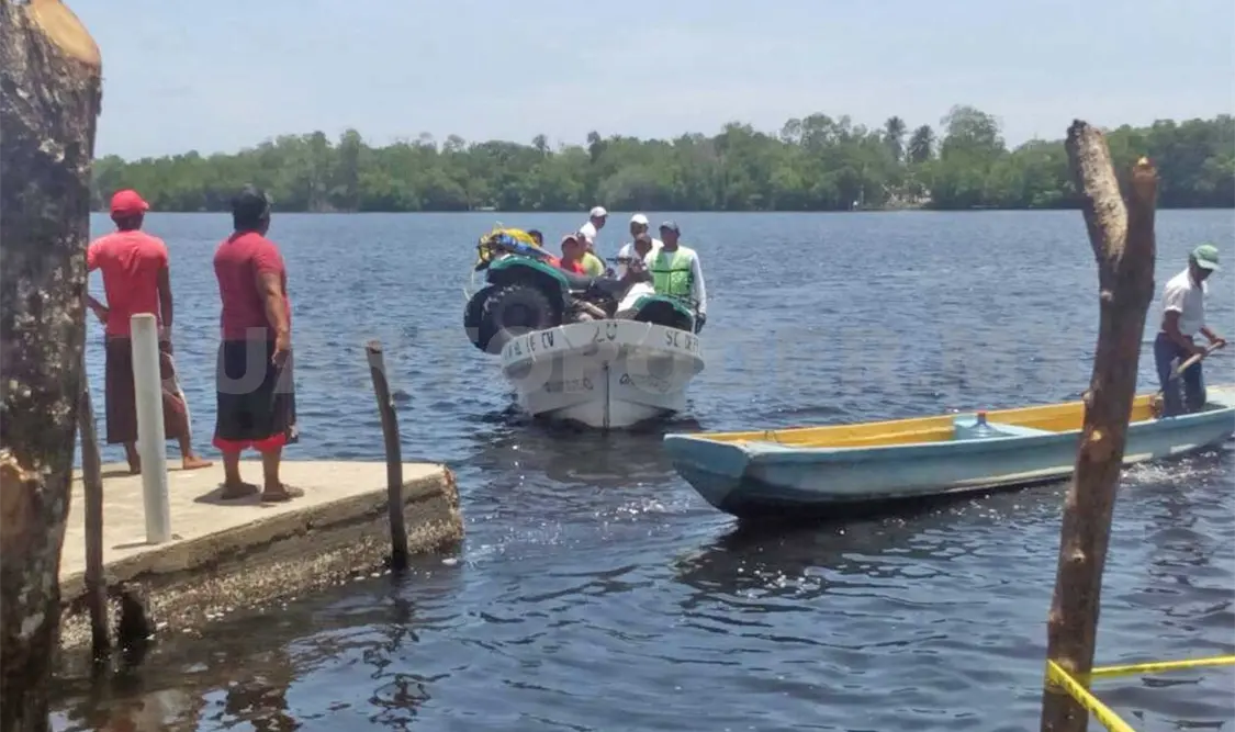 Un pescador perdió la vida en el mar, luego de que fuera fulminado por un rayo.
