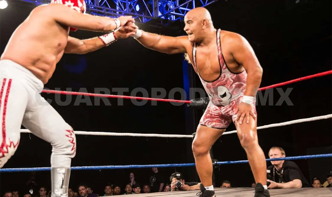 San Roque recibirá a dos leyendas de la Lucha Libre mexicana, Solar y Negro Navarro. Cortesía