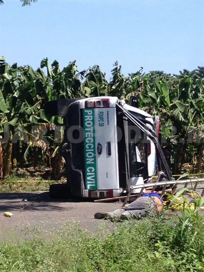 Por el fuerte accidente en el lugar perdió la vida un empleado de PC. Rafael Victorio / CP