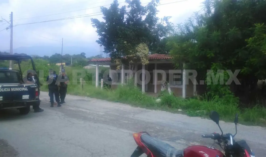 Violan y asesinan a mujer