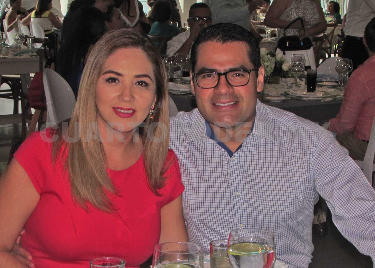Manuel recibió el primer sacramento