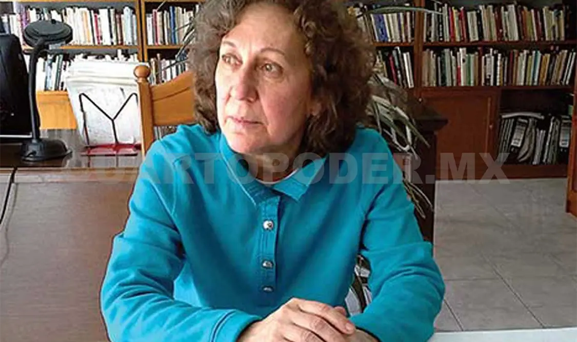 La maestra Irma Munguía Zatarain, autora del libro. Cortesía