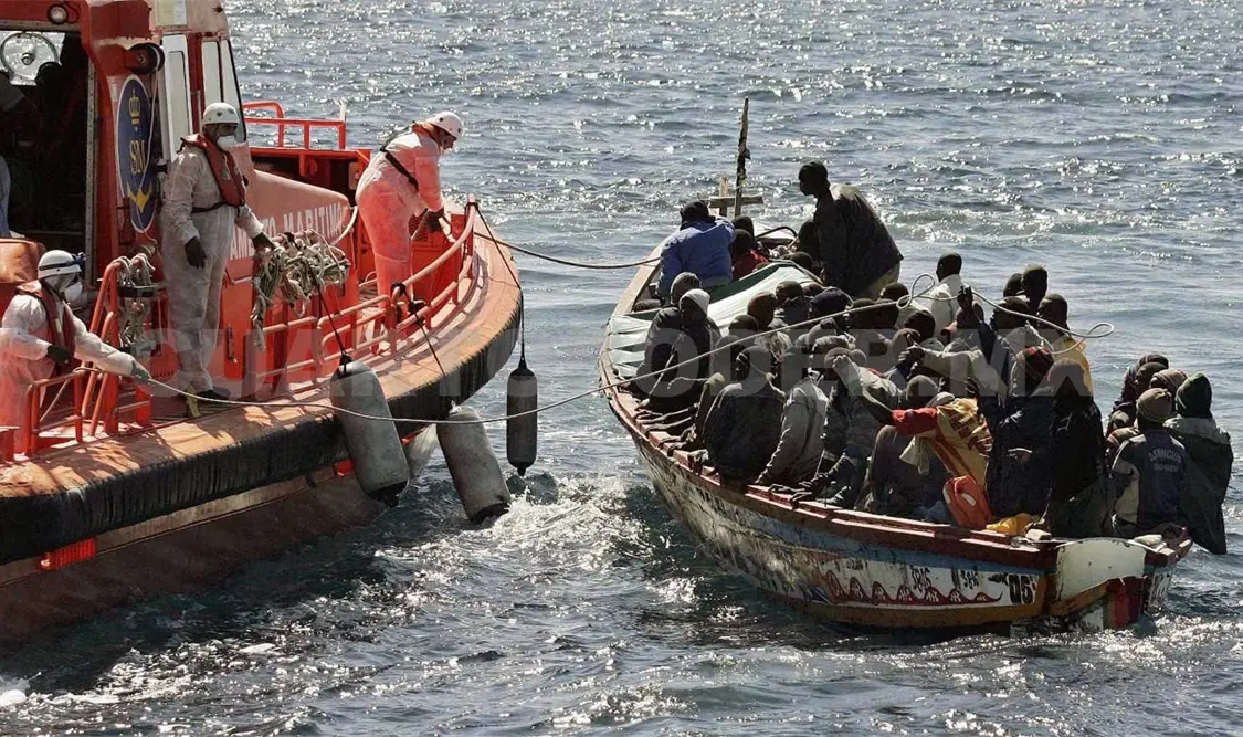 Rescatan a más de 3 mil migrantes