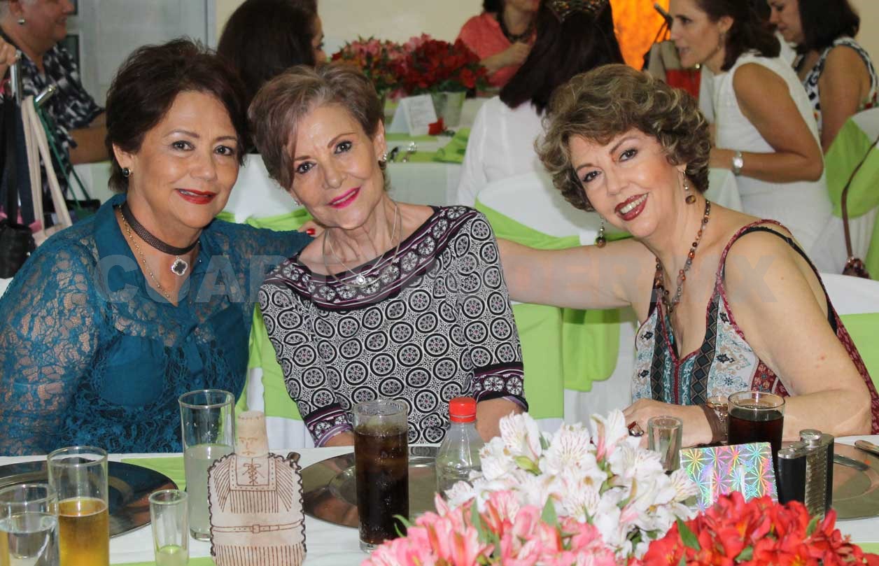 Fiesta sorpresa para Chiquis