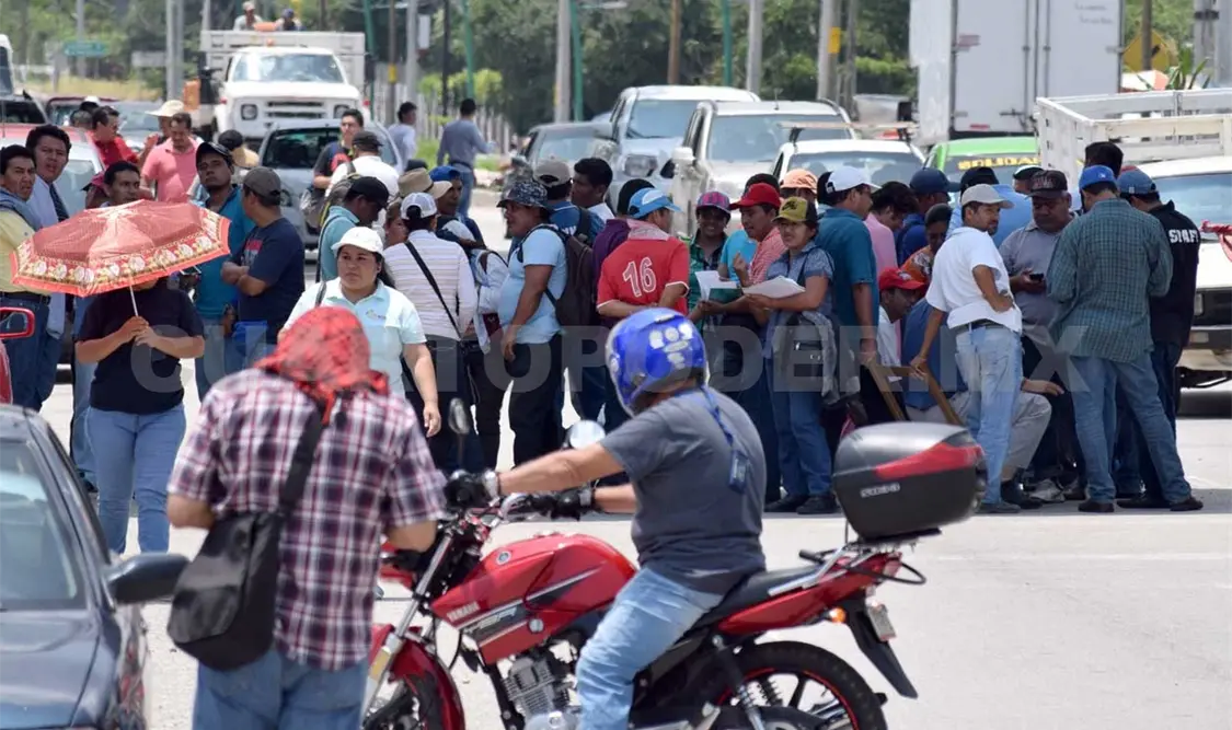 El martes analizarán posible fin del paro