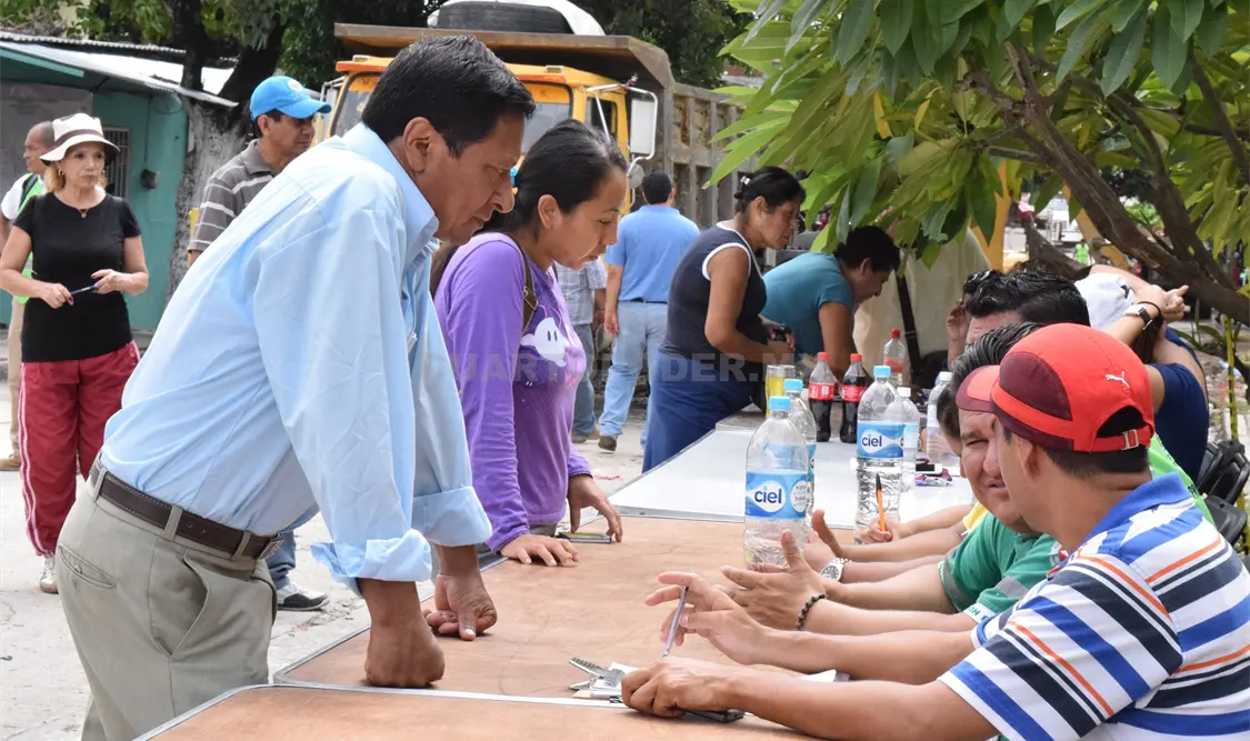 Solo en dos colonias de Tuxtla el Registro Civil lleva a cabo la reposición de actas de nacimiento * Óscar León