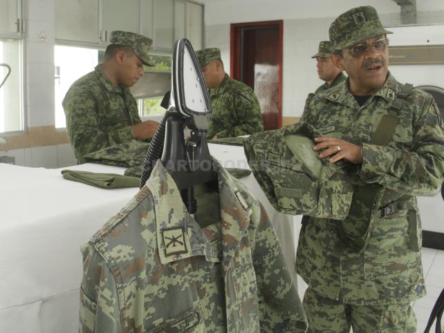 Pixelado militar mexicano deals