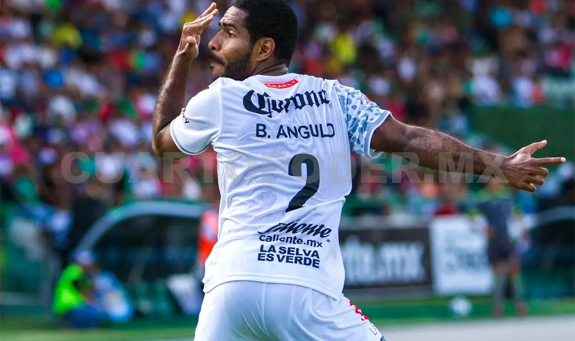Angulo quiere repetir la dosis a Chivas de visita