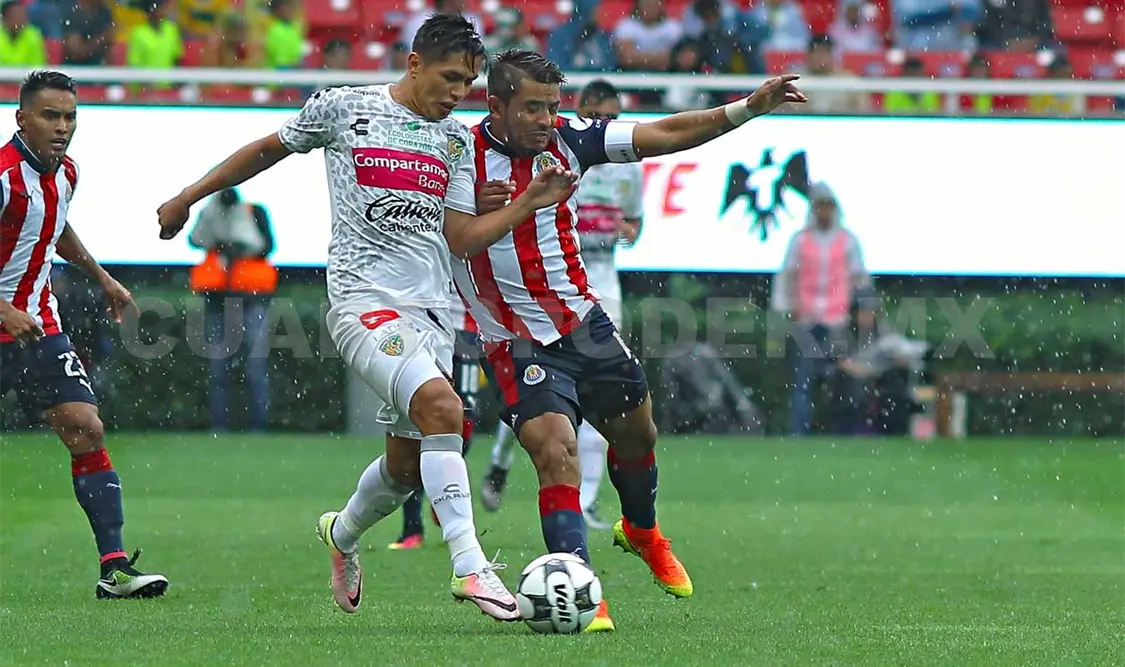 Jaguares con visita complicada a Chivas