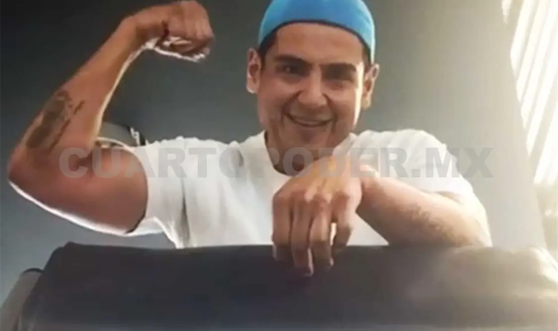 Rafita Balderrama muestra sus torneados brazos