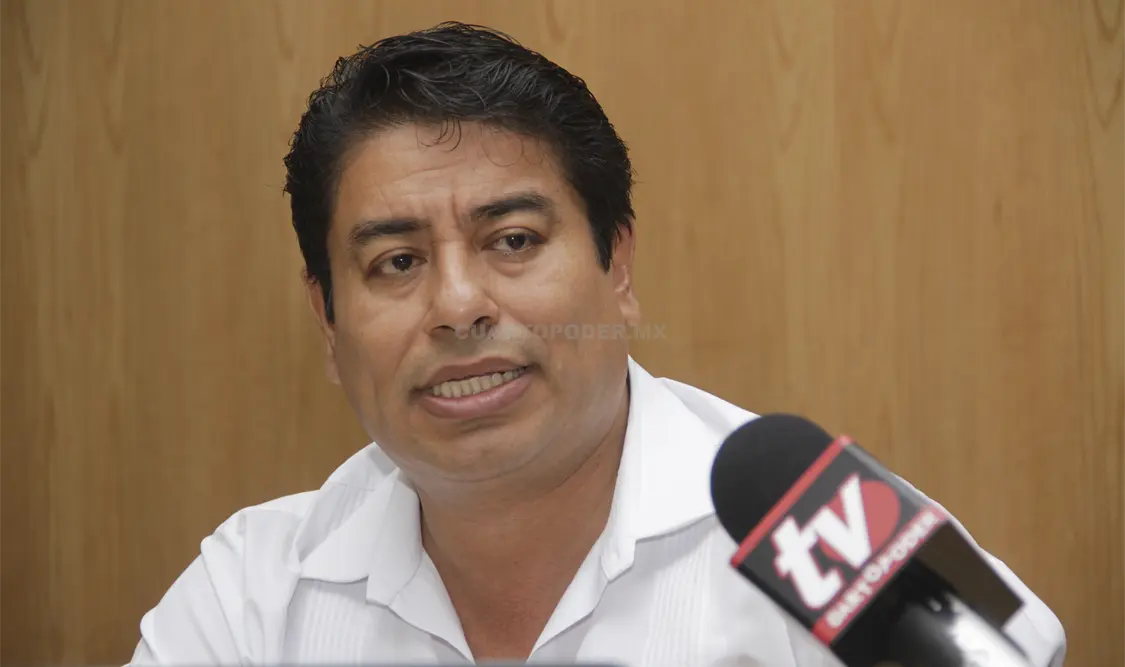 Cruz Montalvo acotó que al margen de los recortes presupuestales cada vez más ajustados, el presupuesto para altos funcionarios no se recorta. Guillermo Ramos / CP.