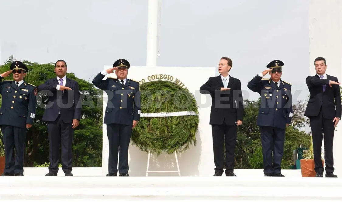 Rinden homenaje a Niños Héroes de Chapultepec