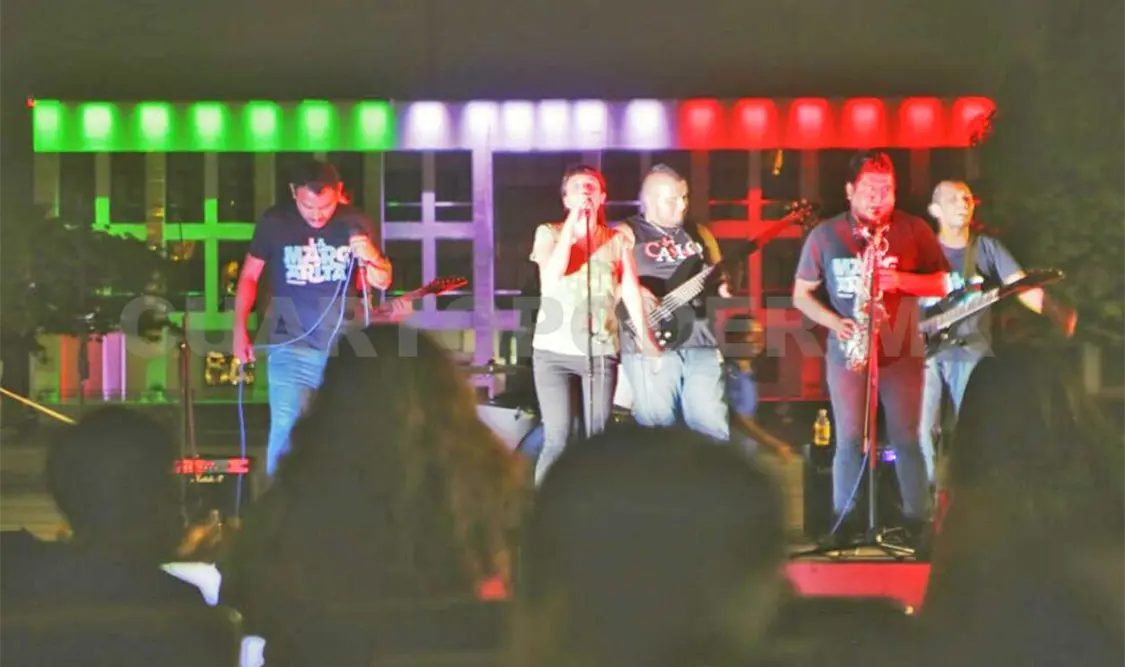 Agrupación de ska Las Margaritas, se presentó en el Parque Ccentral como parte de los eventos. CP