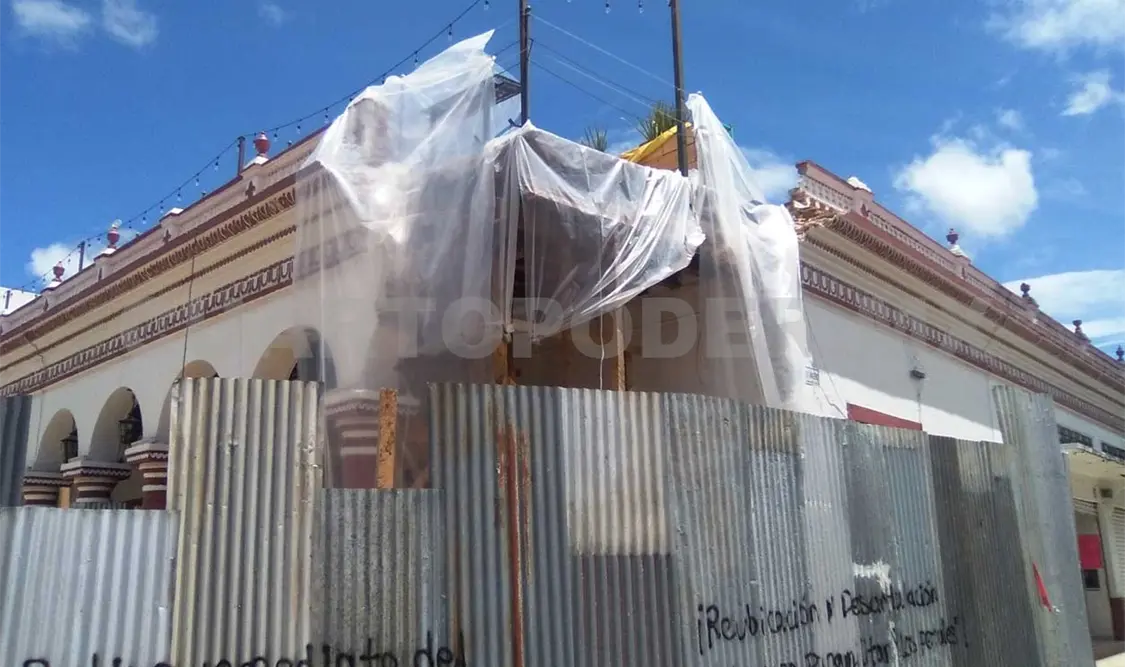 El uso de restaurante que se le daba a la azotea, también ponía en riesgo la vida de los comensales. Diana Ramírez / CP