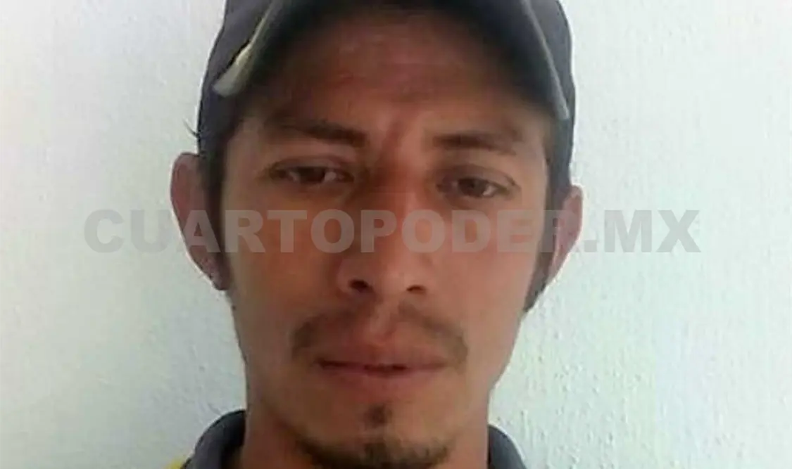 Cae motociclista con medio kilo de marihuana