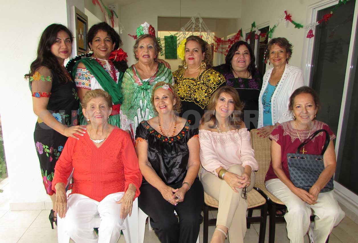 Tradicional festejo para Yolanda