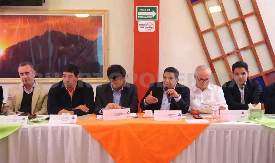Presentan estrategia para desarrollo de sectores productivos