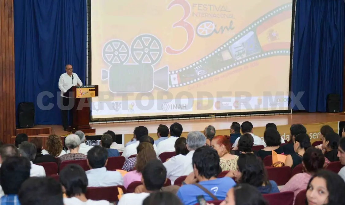 La tercera edición de este evento inició en el Auditorio Los Constituyentes con el filme Julieta del aclamado director Pedro Almodóvar. CP