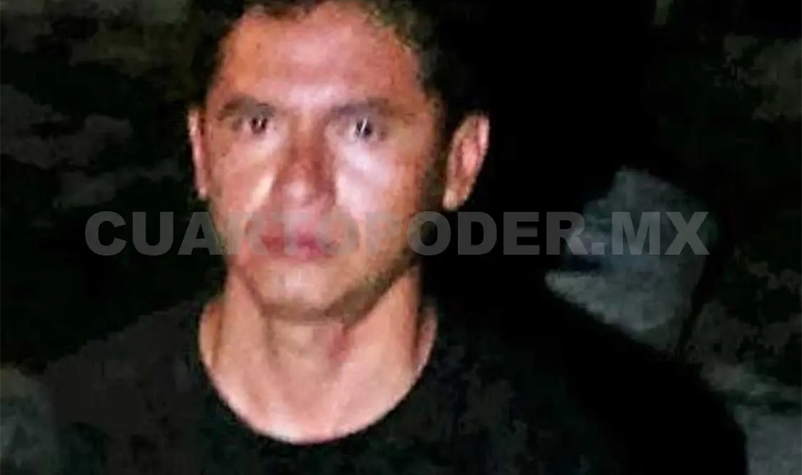Machetea a padre e hijo