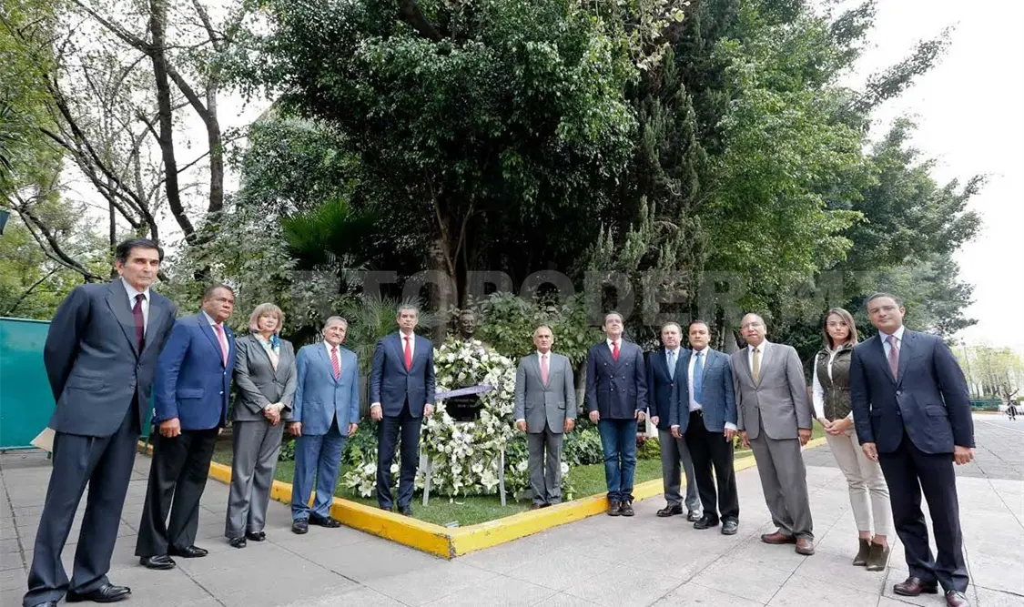 PRI: Ruiz Massieu, visionario autocrítico