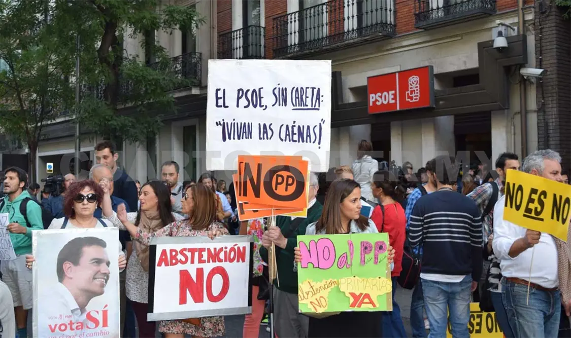 La reunión de ayer sábado se ha celebrado en medio de una fuerte tensión entre los seguidores de Pedro Sánchez y de sus opositores.