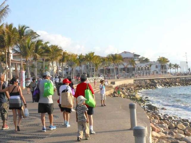 Debe protegerse al sector turístico Debe protegerse al sector turístico