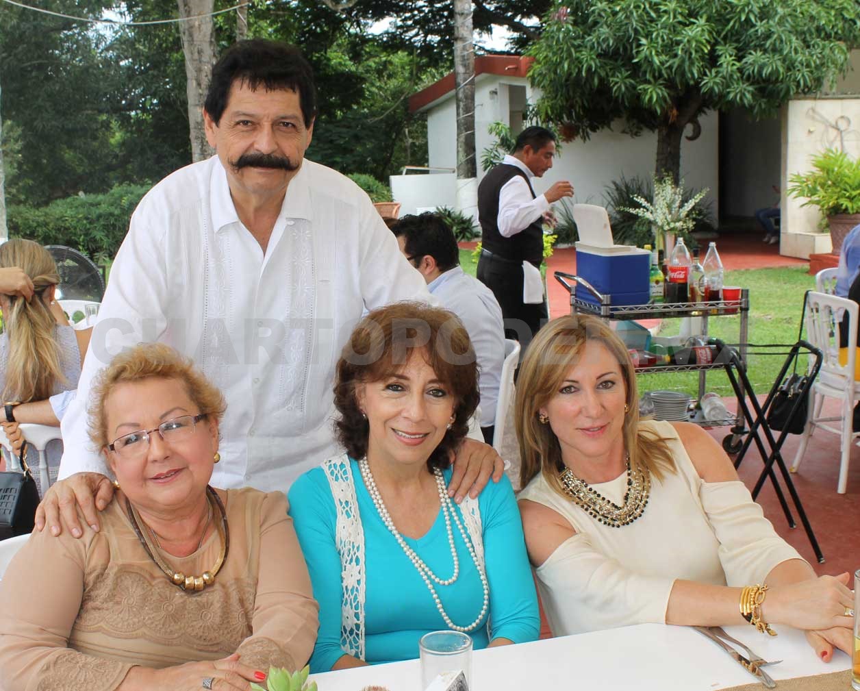 Francisco recibió el bautismo