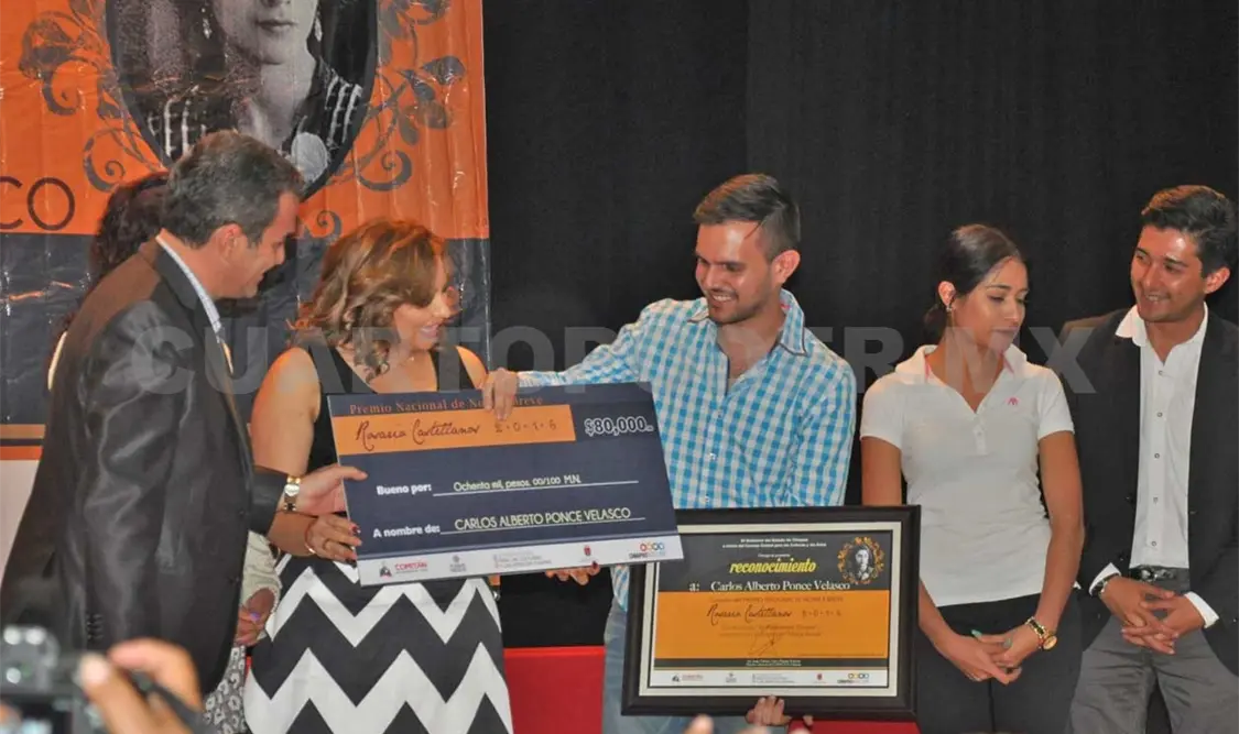La entrega se realizó en el marco del Festival Rosario Castellanos en Comitán de Domínguez. Cortesía