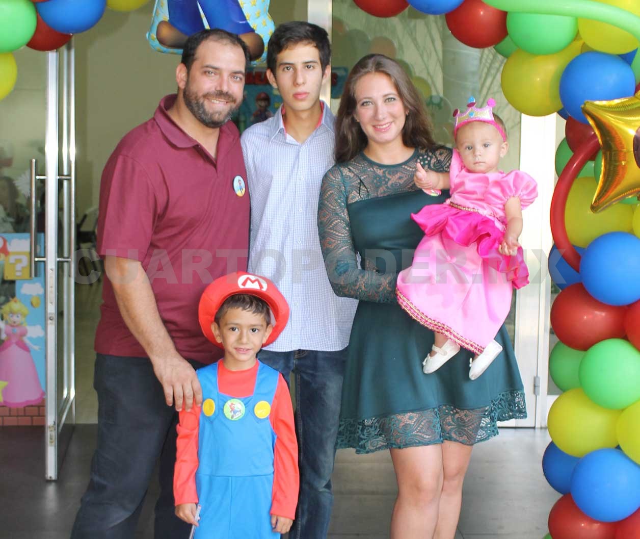 Hermanitos cumplieron años
