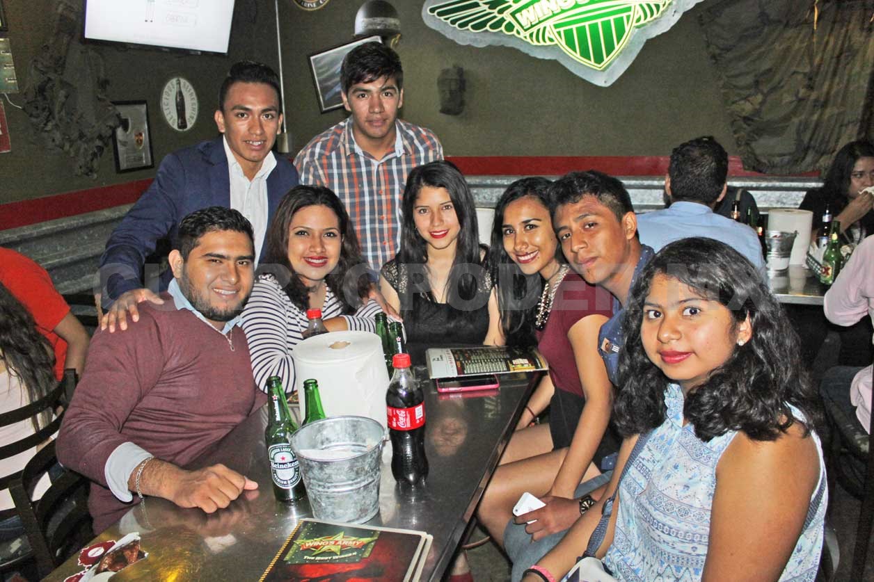 Increíble festejo por aniversario