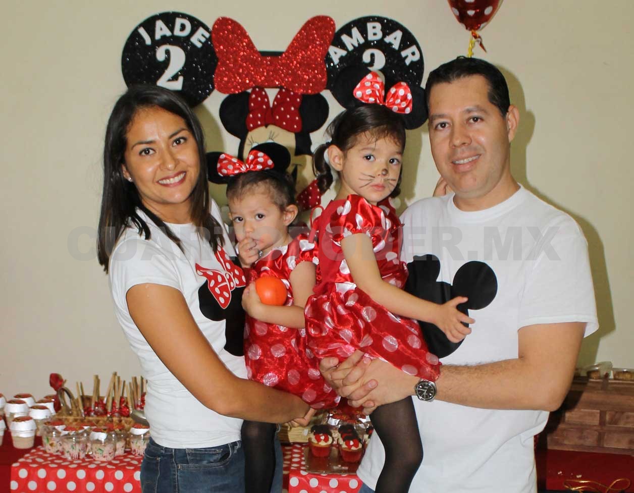Felicidades Ámbar y Jade