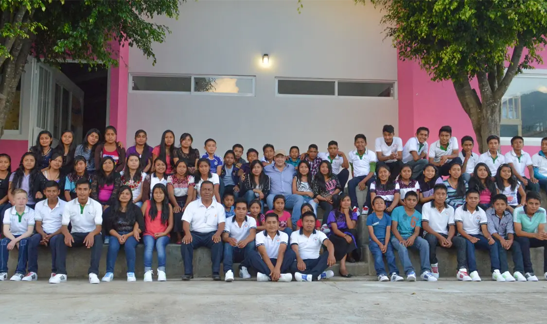 Mediante PAEI hay 173 estudiantes indígenas beneficiados en Jitotol y Bochil. CP.