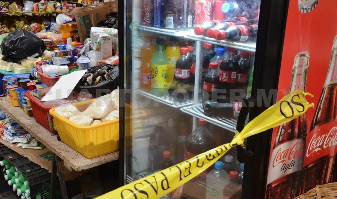 Se intoxica niña con jugo caducado