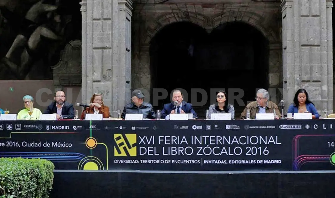 Presentación a medios de la FIL en el Zócalo.. Cortesía